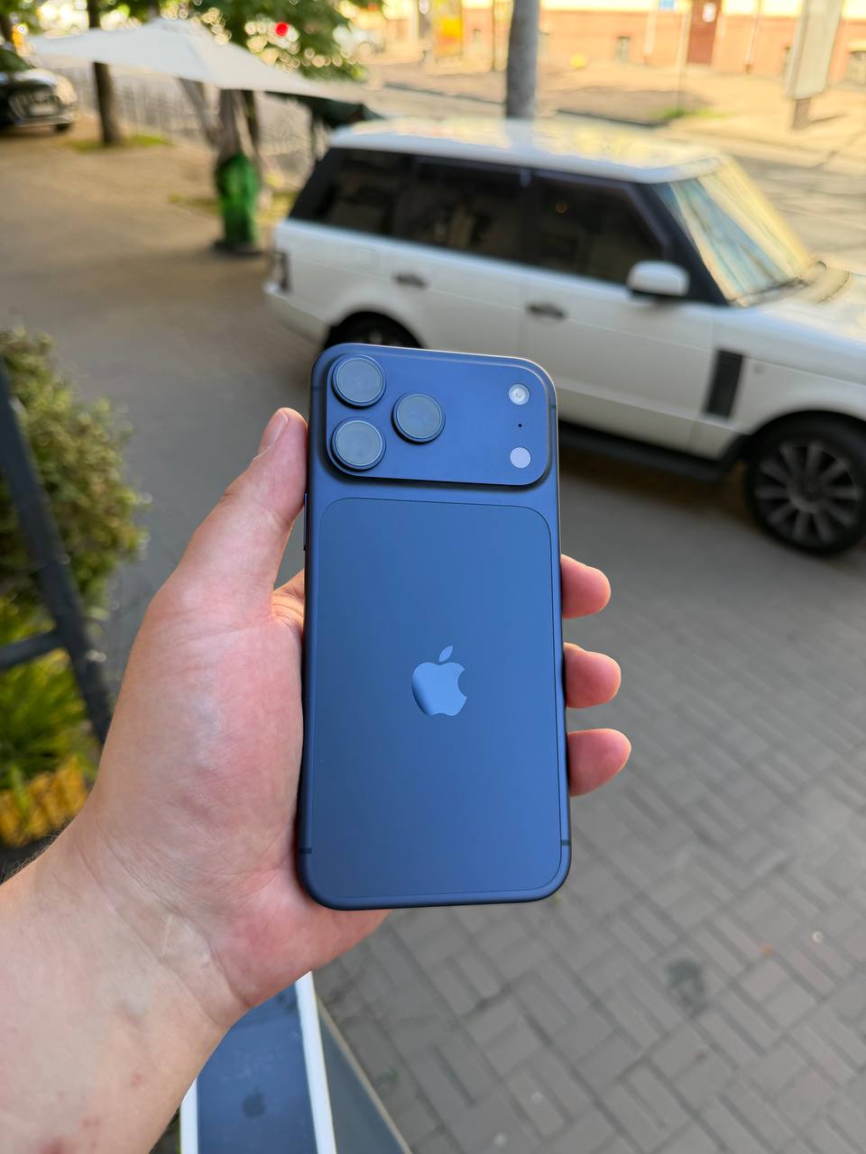 Open Box Apple iPhone 17 Pro Max 256GB Deep Blue 2 Open Box Apple iPhone 17 Pro Max 256GB Deep Blue - Зображення 2