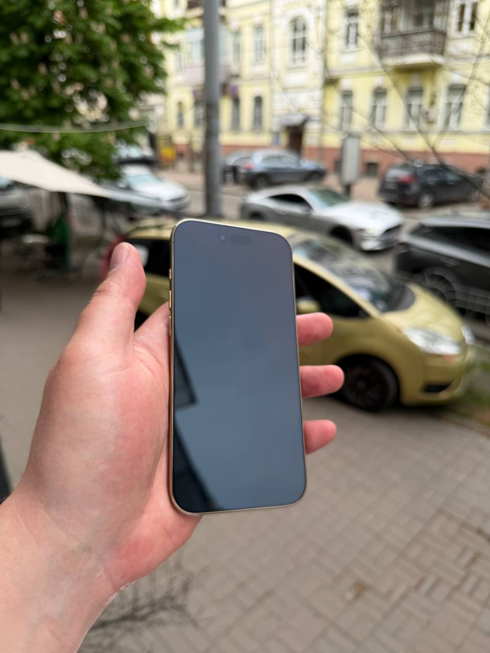Б/В Apple iPhone Air 512GB Light Gold 3 Б/В Apple iPhone Air 512GB Light Gold — изображение 3