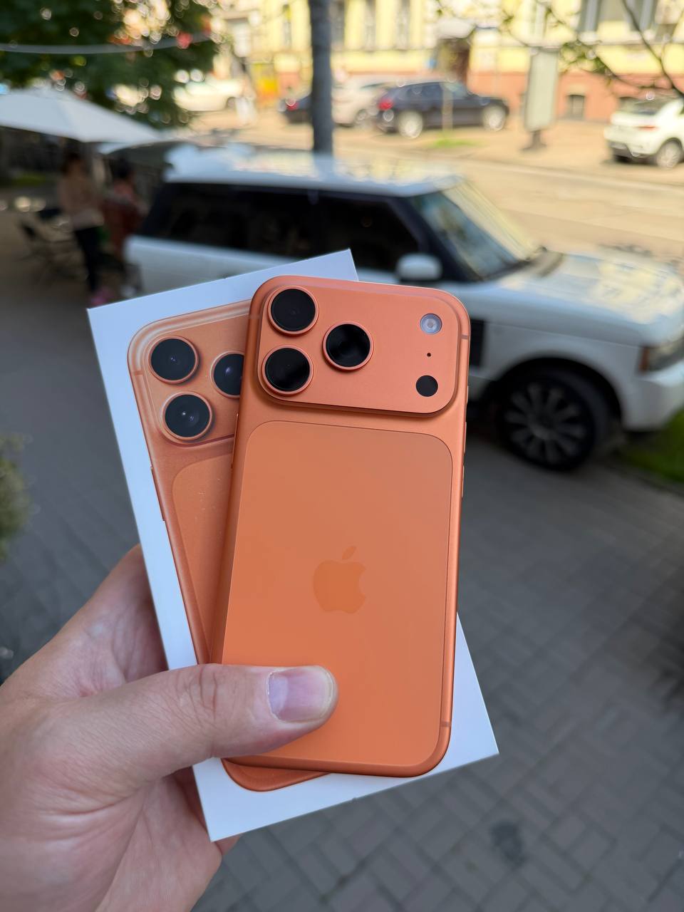 Б/В Apple iPhone 17 Pro 256gb Cosmic Orange 1 Б/В Apple iPhone 17 Pro 256gb Cosmic Orange
