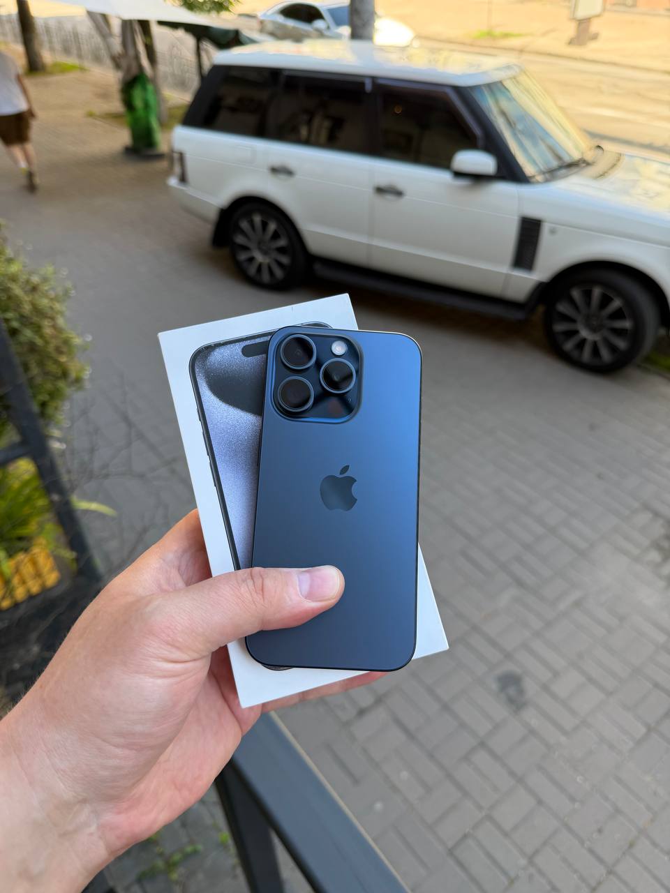 Б/В iPhone 15 Pro 128GB Blue Titanium