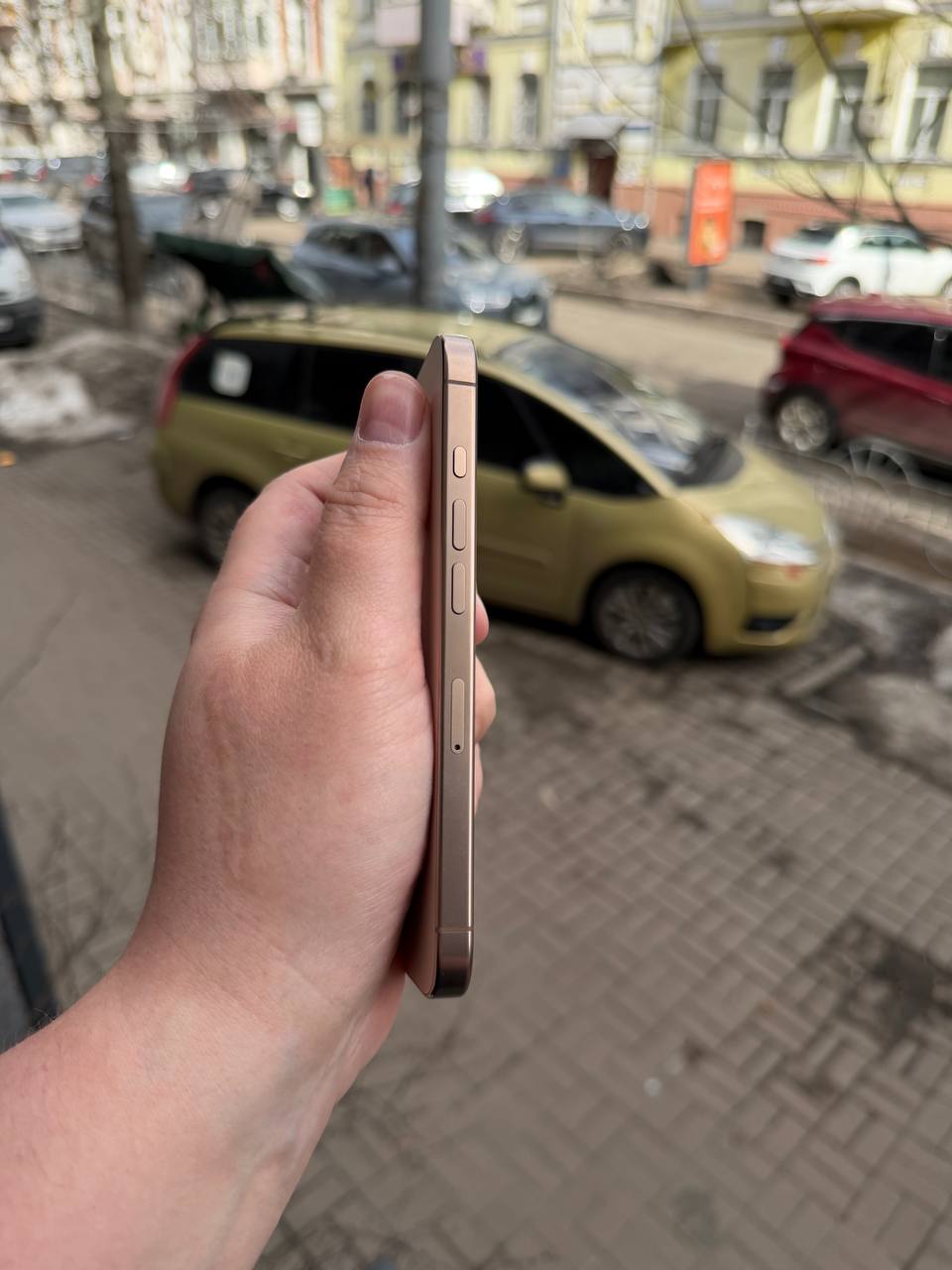 Б/В iPhone 16 Pro 512GB Desert Titanium 4 Б/В iPhone 16 Pro 512GB Desert Titanium — изображение 4