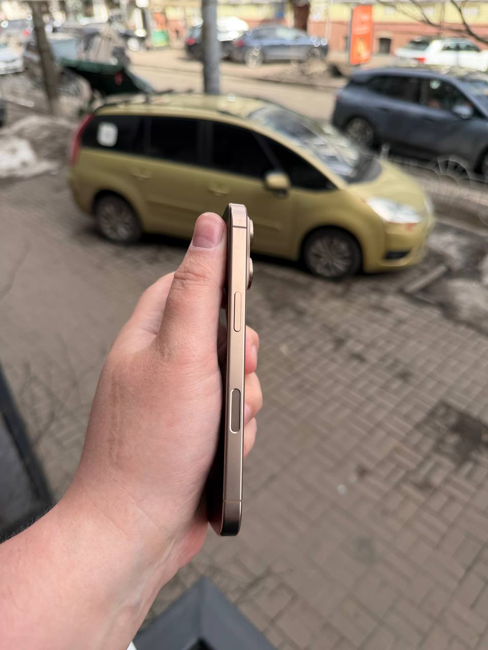 Б/В iPhone 16 Pro 512GB Desert Titanium 5 Б/В iPhone 16 Pro 512GB Desert Titanium — изображение 5