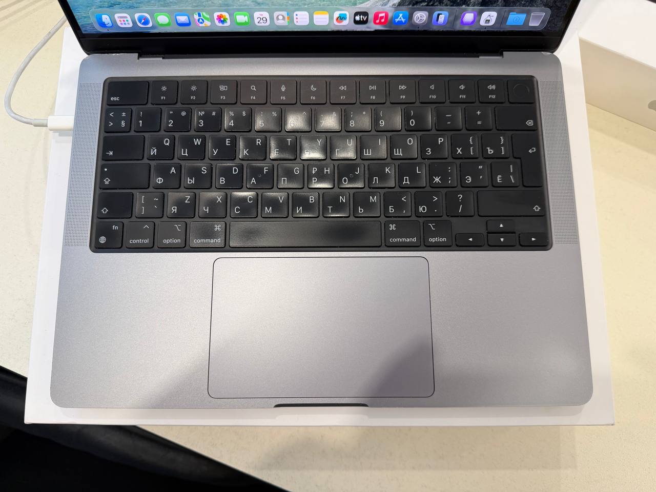 Вживаний MacBook Pro 14” 2021 M1 Pro 16/512Gb Space Gray - Зображення 2