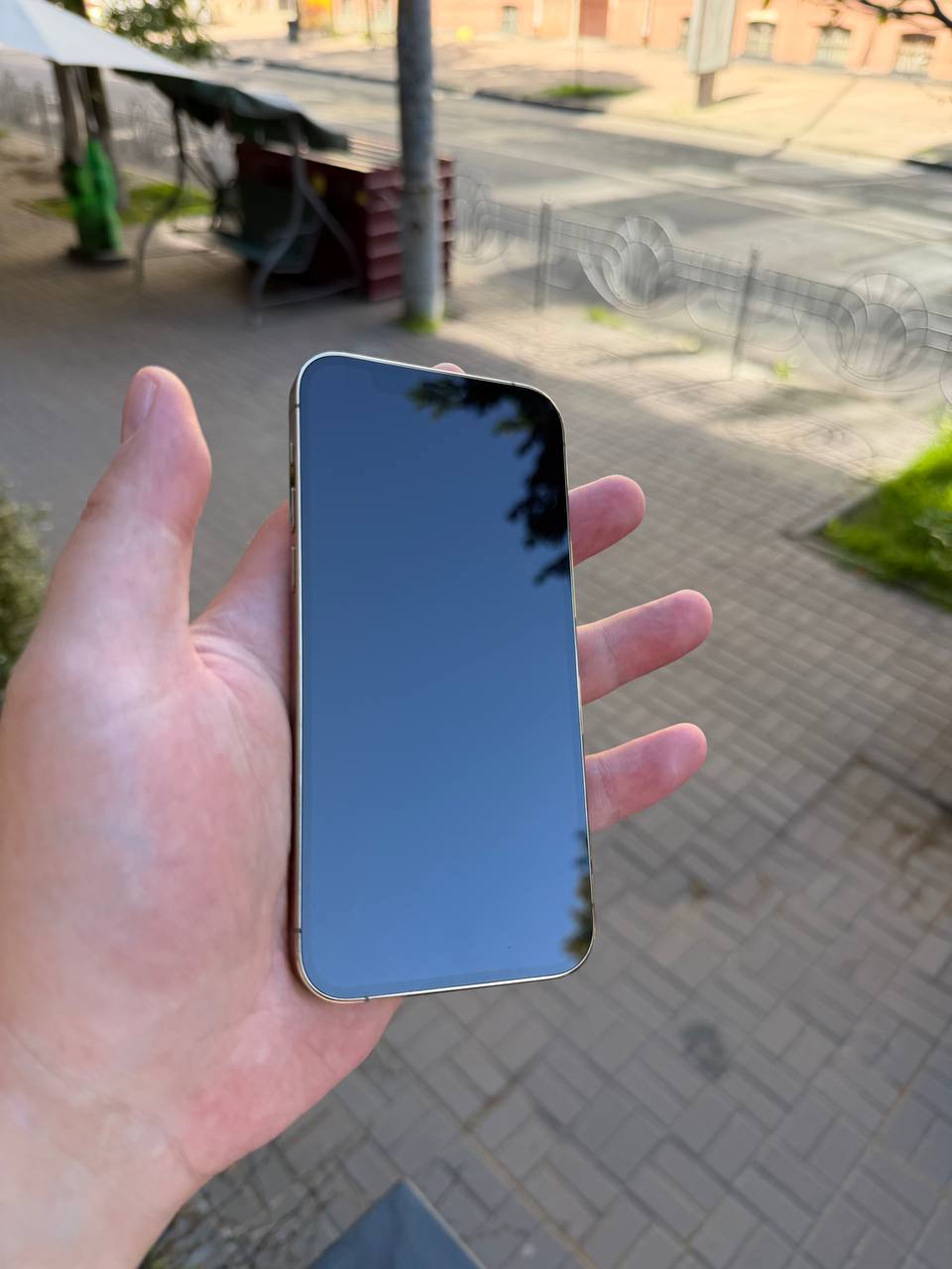 Б/В Apple iPhone 12 Pro 128GB Gold 2 Б/В Apple iPhone 12 Pro 128GB Gold - Зображення 2